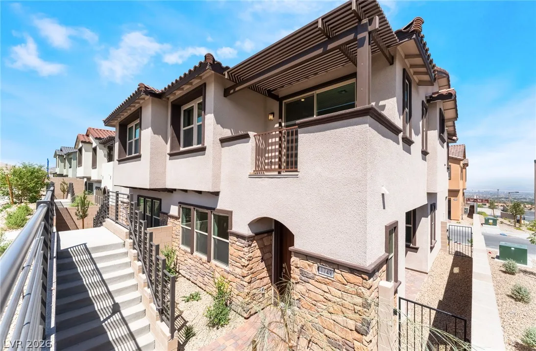 1749 Sparrow Nest Street — photo 4