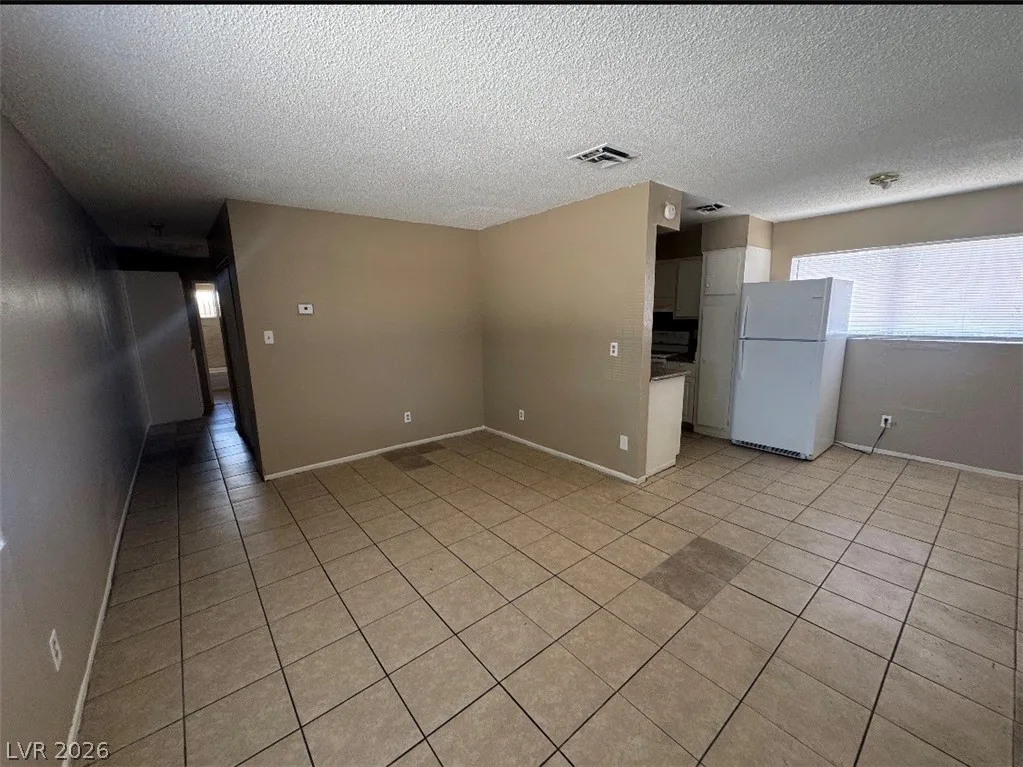 2505 Cedar Avenue 1 — photo 2