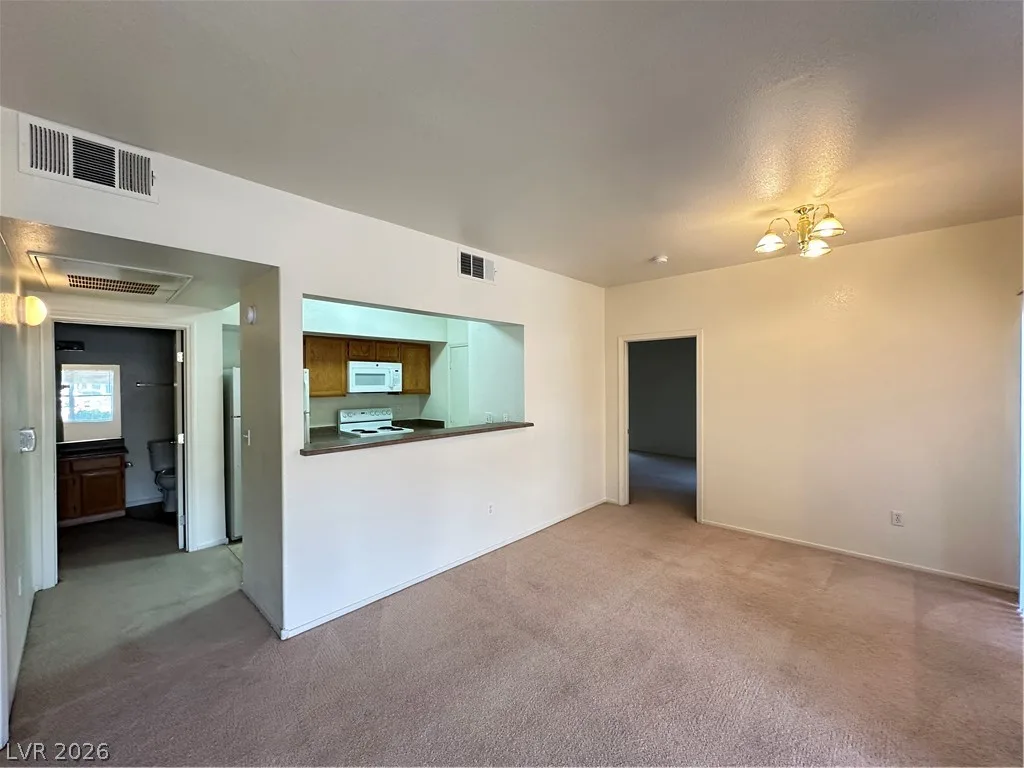 9620 West RUSSELL Road 1130 — photo 2