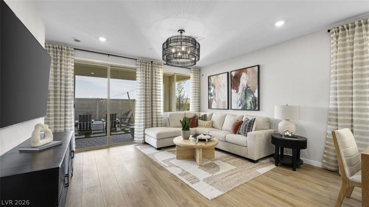 318 Cabasa Place — photo 3 of 53