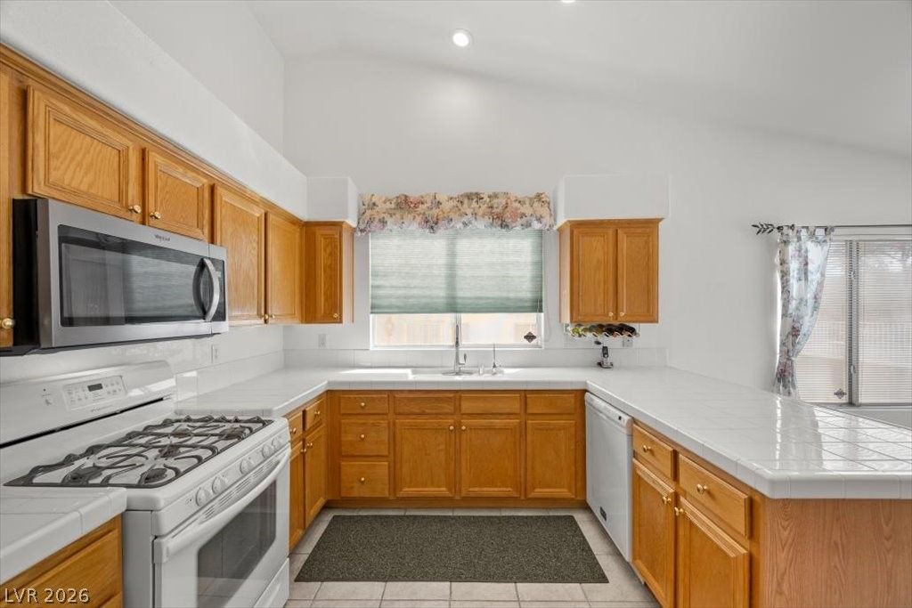 3743 Tohono Canyon Street — photo 4 of 31