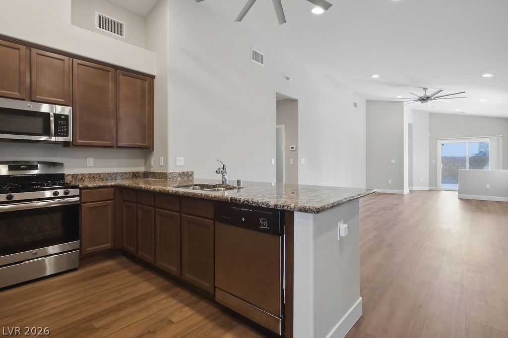6126 Villa Lante Avenue — photo 5 of 29