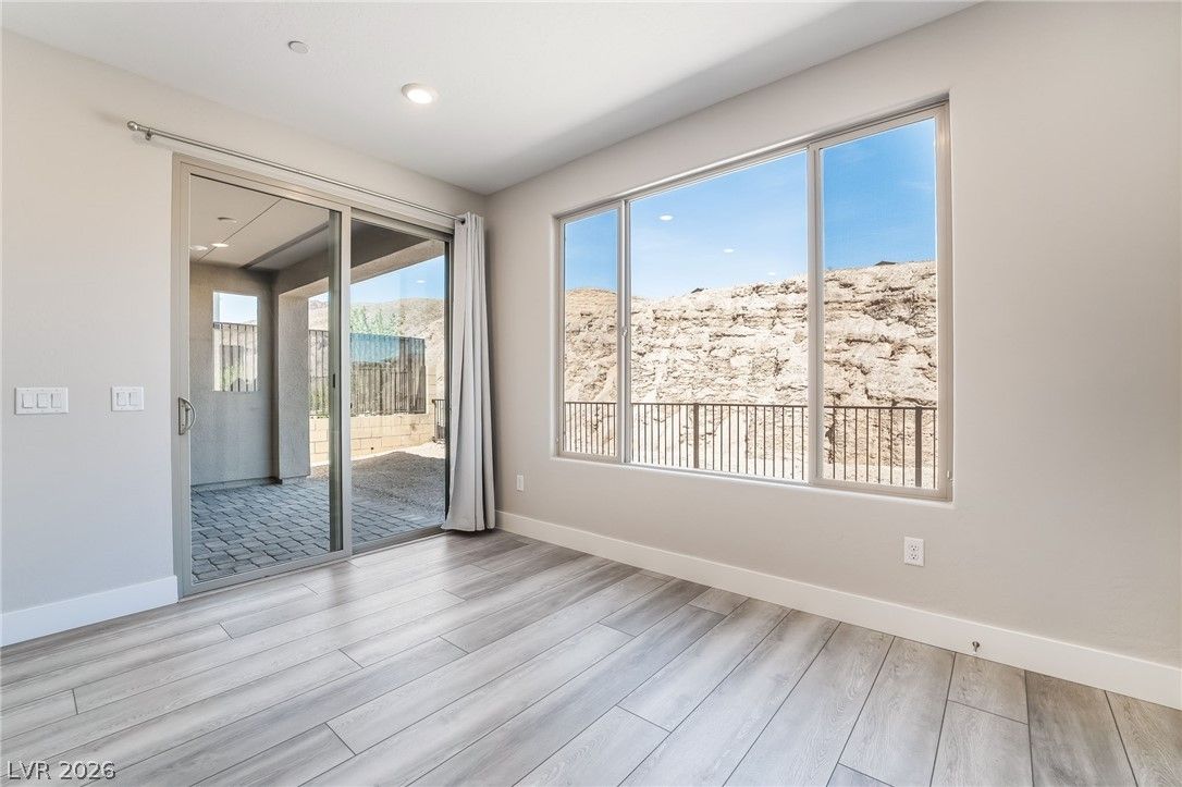 76 Crimson Cactus Avenue — photo 3 of 22