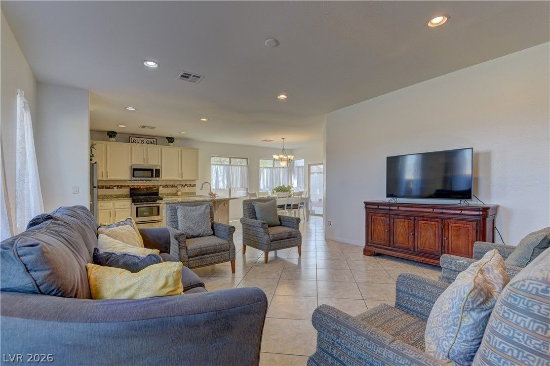 2213 Dolphin Beach Avenue — photo 2 of 25