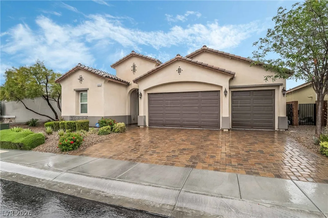 3084 Amoruccio Court — photo 2