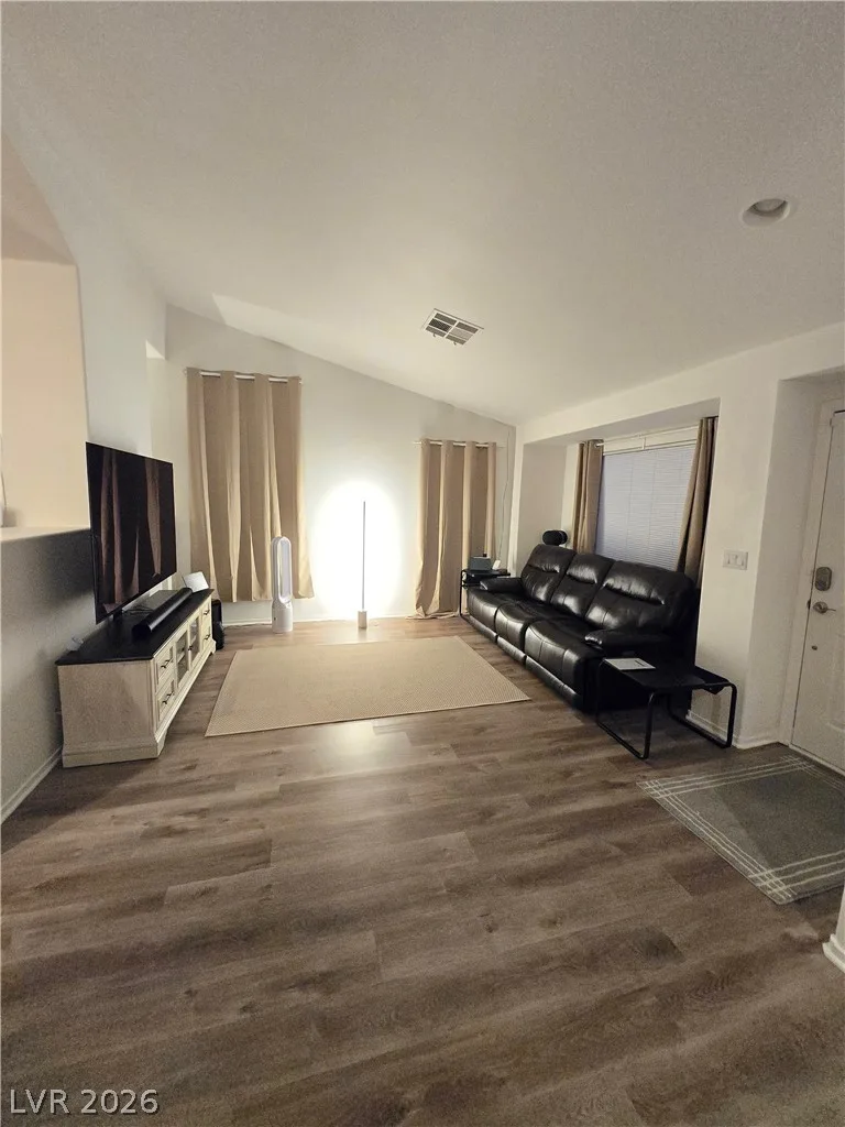6126 Leaning Rock Court — photo 3