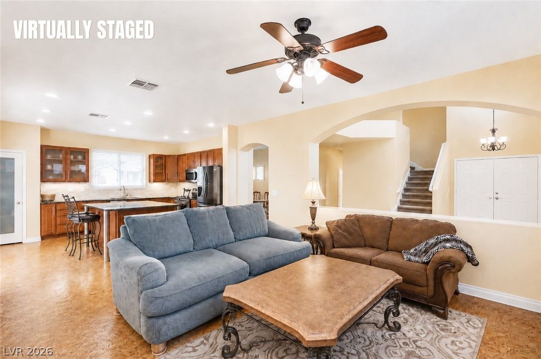 136 Camino Francisco — photo 4 of 34