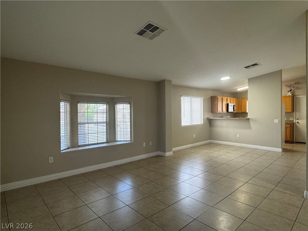 5281 Mineral Lake Drive — photo 3 of 15