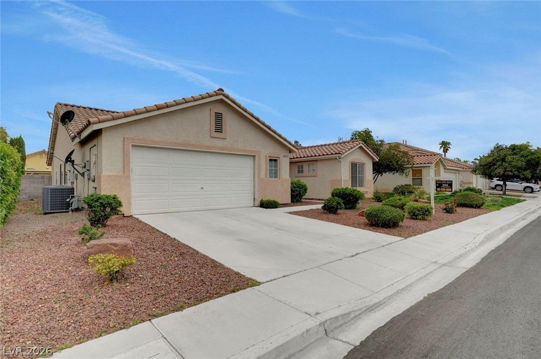 6073 Shadow Oak Drive — photo 2