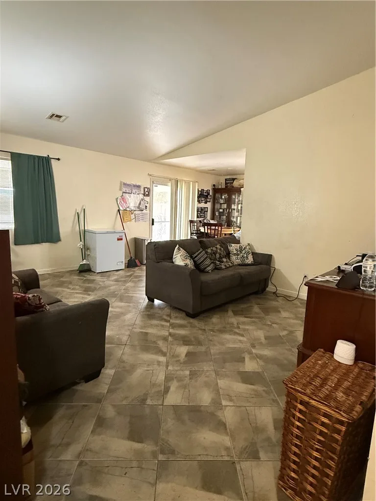 5324 Jungle Orchard Street — photo 2