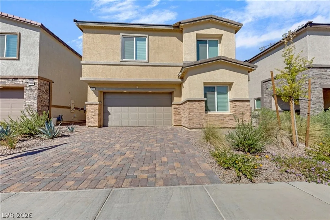 299 Mount Tyndall Street — photo 2