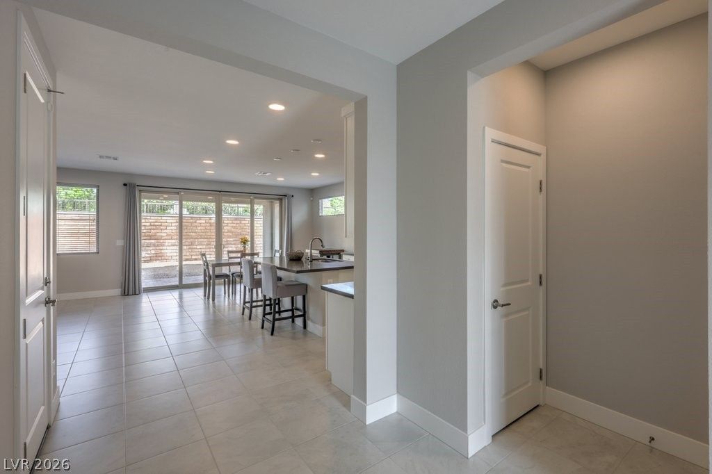 6935 Desert Finch Street — photo 4