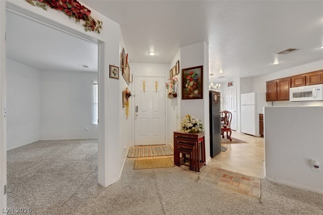 4124 Greenbridge Street — photo 5 of 35