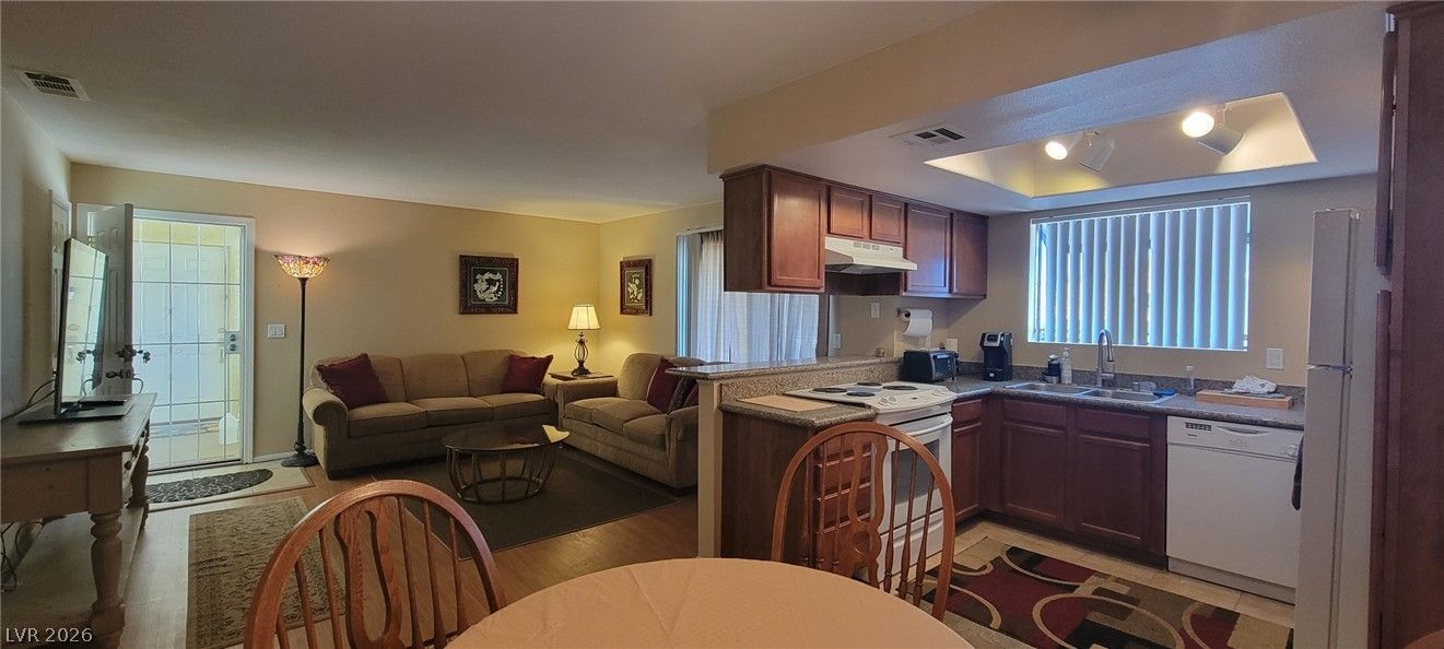 7300 Pirates Cove Road 2037 — photo 5 of 19