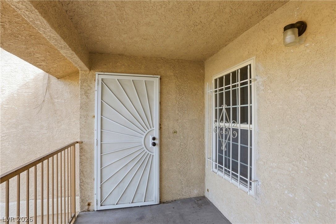 1830 North Pecos Road 249 — photo 3