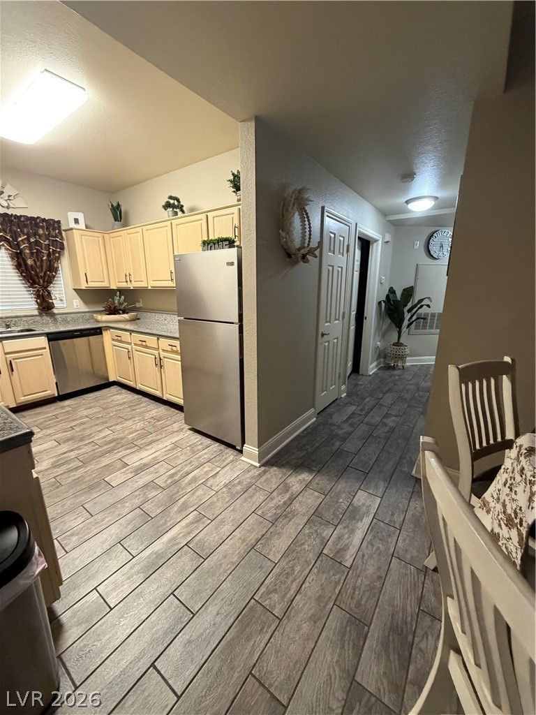 5250 South Rainbow Boulevard 1135 — photo 3