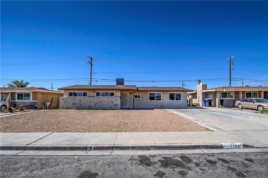 1103 Arrowhead Avenue — photo 2