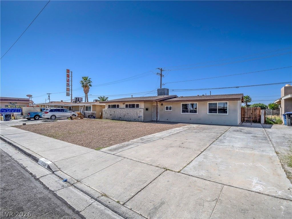 1103 Arrowhead Avenue — photo 3