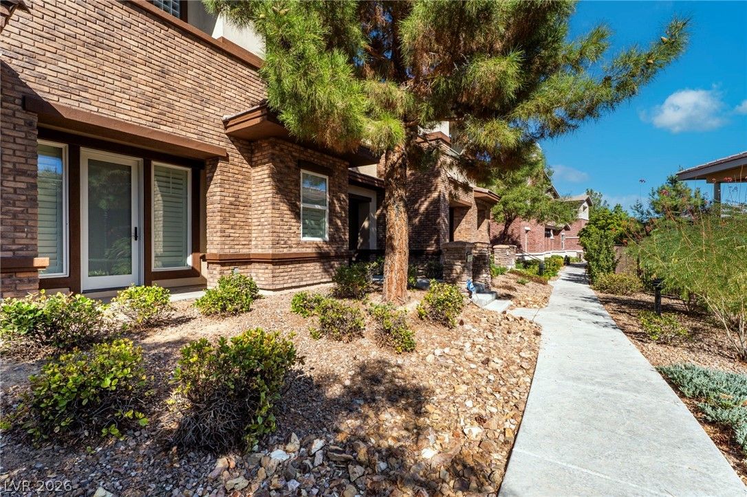 11280 Granite Ridge Drive 1037 — photo 2