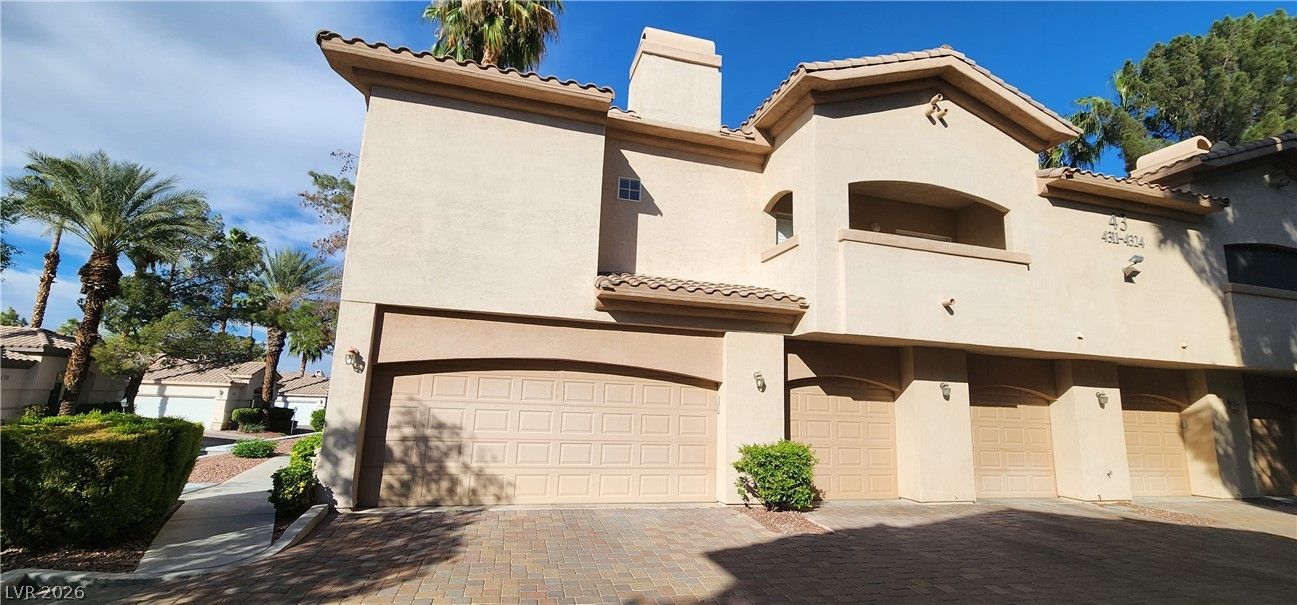 2050 West Warm Springs Road 4323 — photo 4