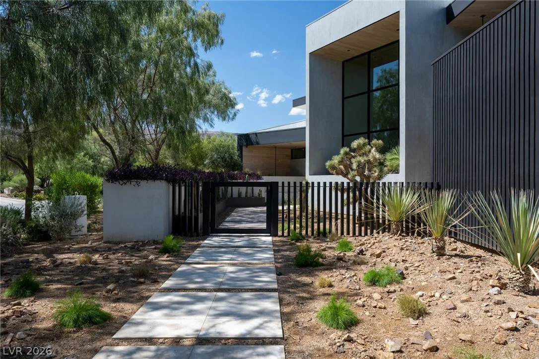 11588 Stardust Drive — photo 2