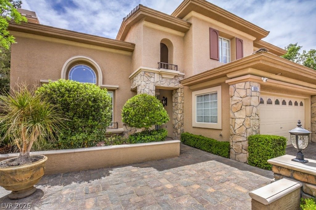 10201 Owls Peak Court — photo 4