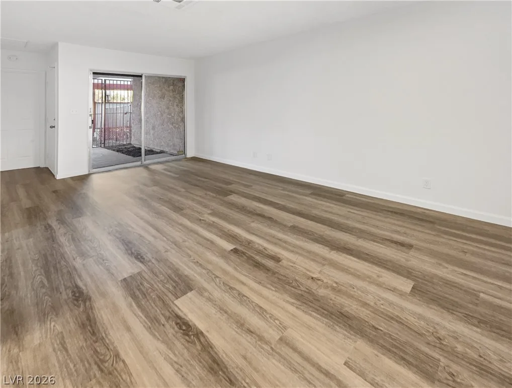 401 North Lamb Boulevard B — photo 3 of 13