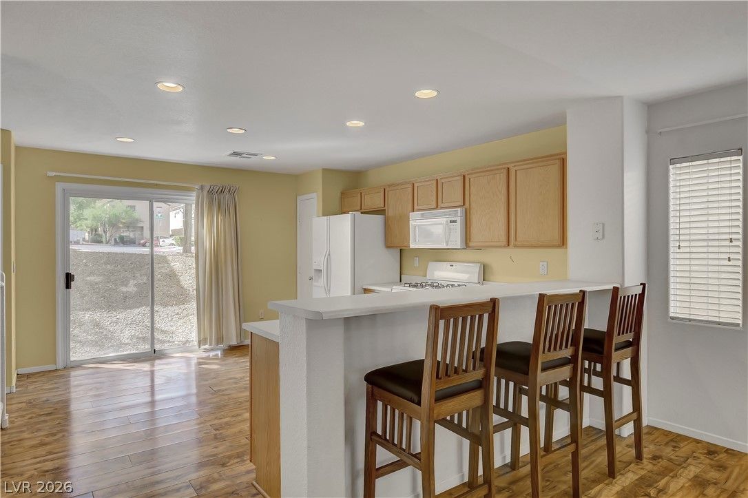 3651 McMurty Court — photo 4