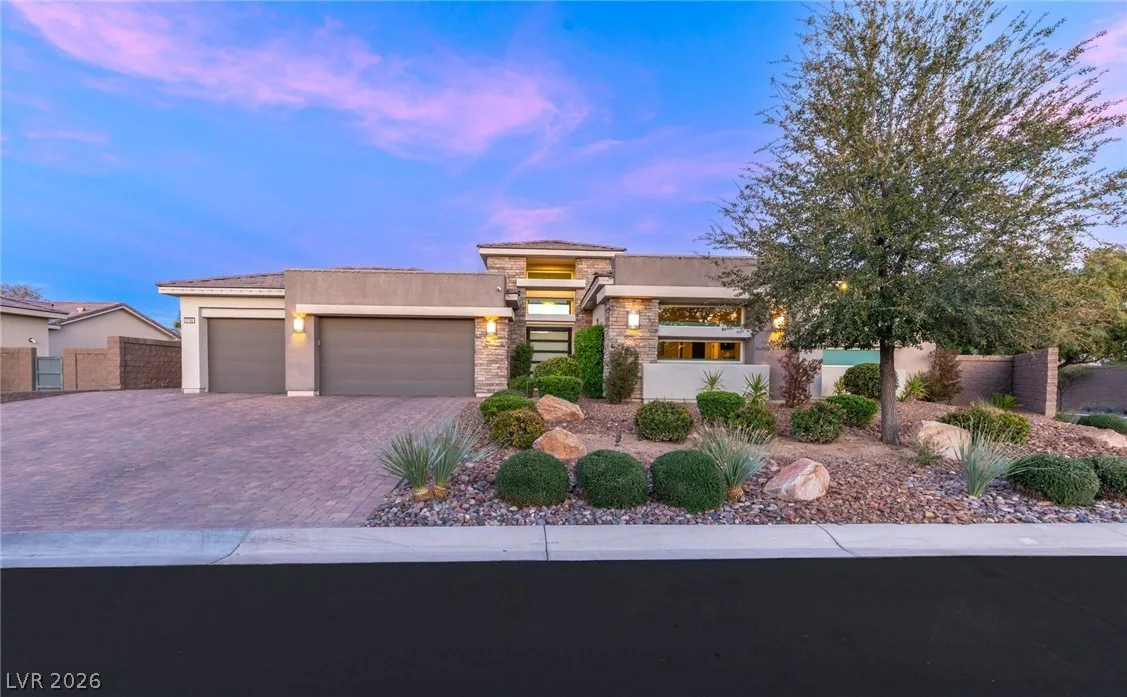 8188 Sweetwater Creek Way — photo 1