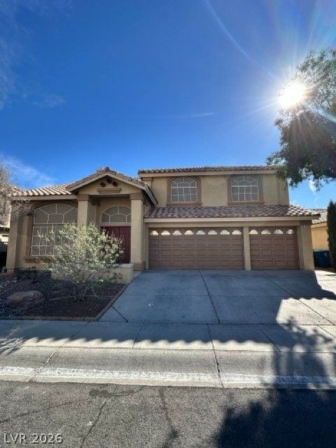 3920 Larkcrest Street — photo 1