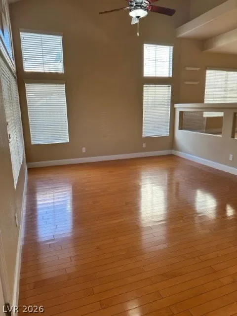 3920 Larkcrest Street — photo 2