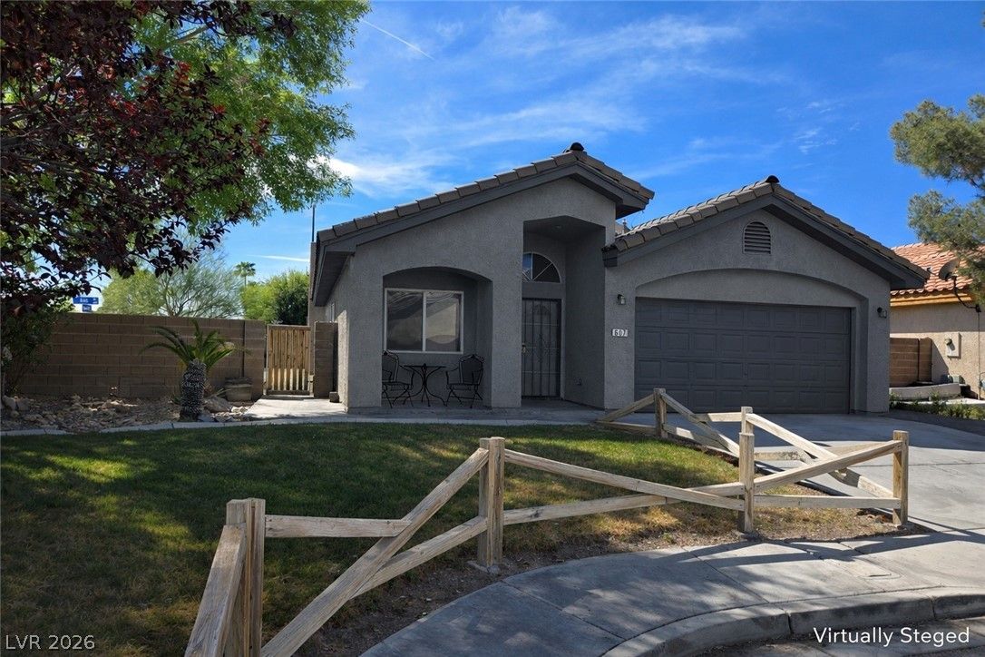 607 Snake Charmer Avenue — photo 2 of 38