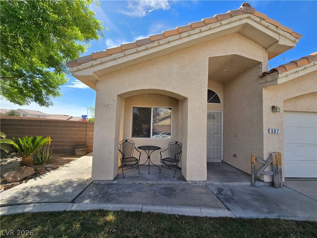 607 Snake Charmer Avenue — photo 5 of 38