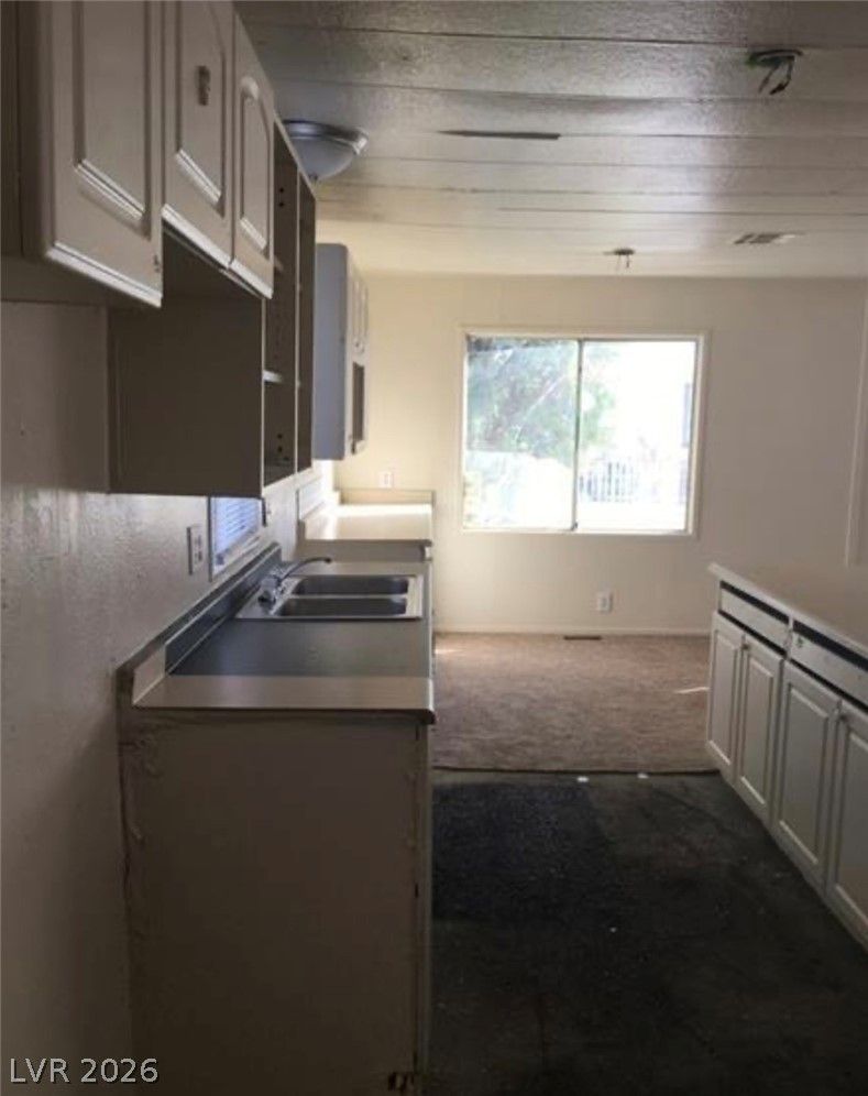 6080 GREAT SMOKY Avenue — photo 5 of 13