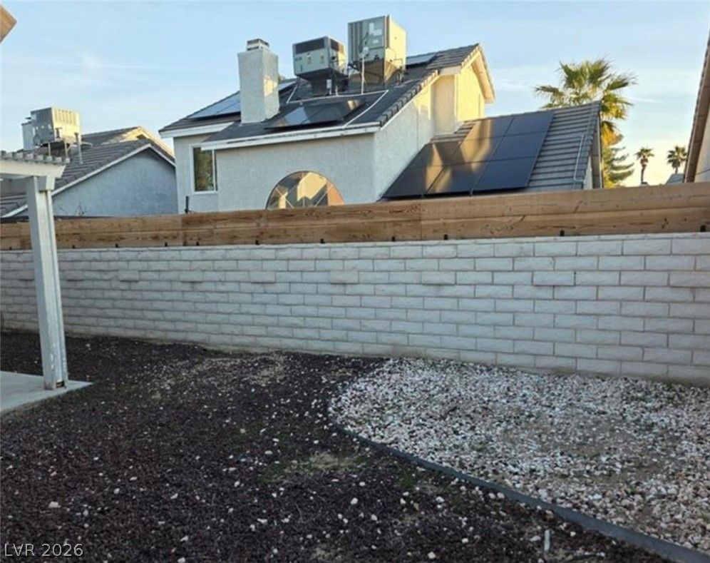 6561 Avon Court — photo 4