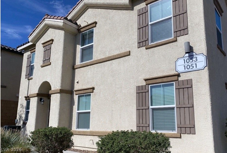 1051 Admiral Emblem Street — photo 3 of 18
