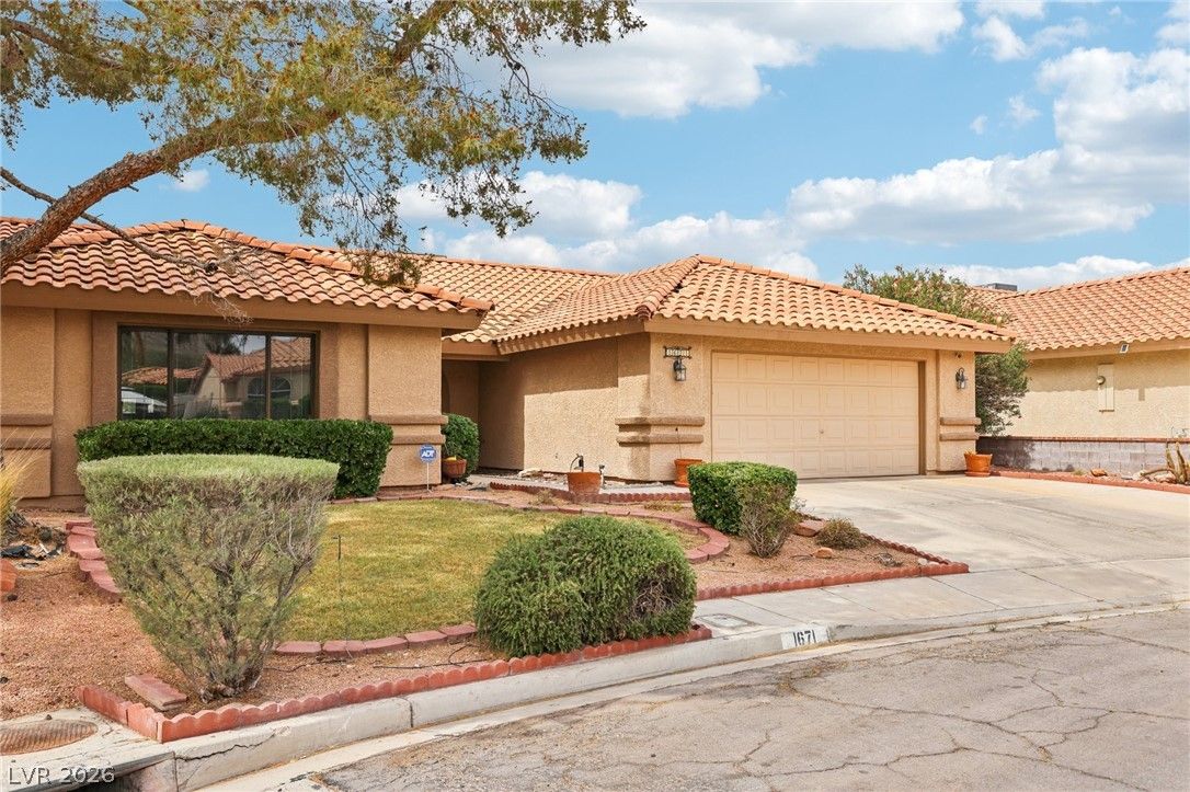 1671 Monterey Sunrise Drive — photo 2