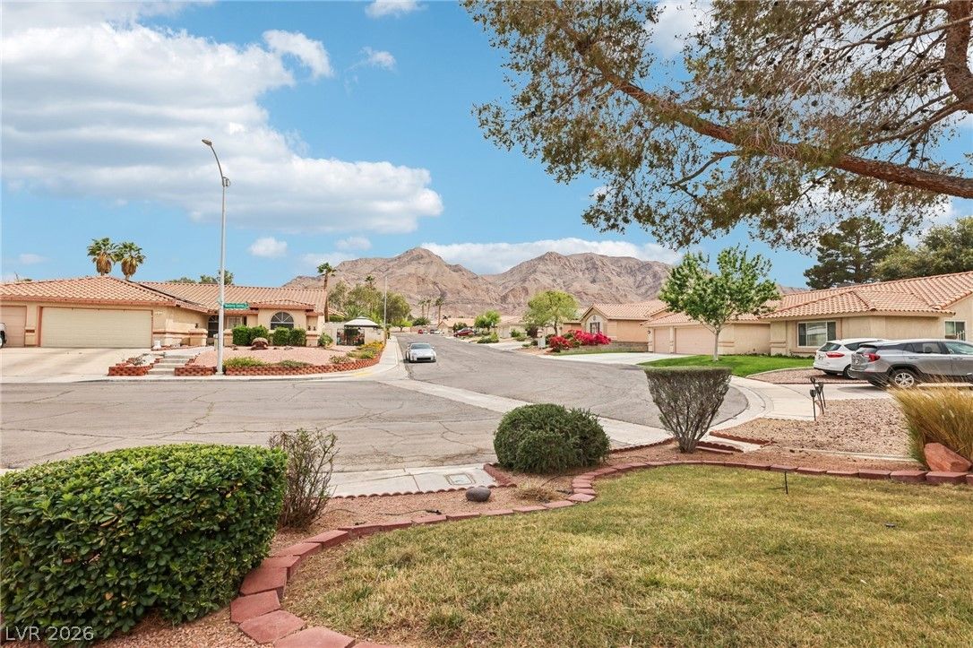1671 Monterey Sunrise Drive — photo 4