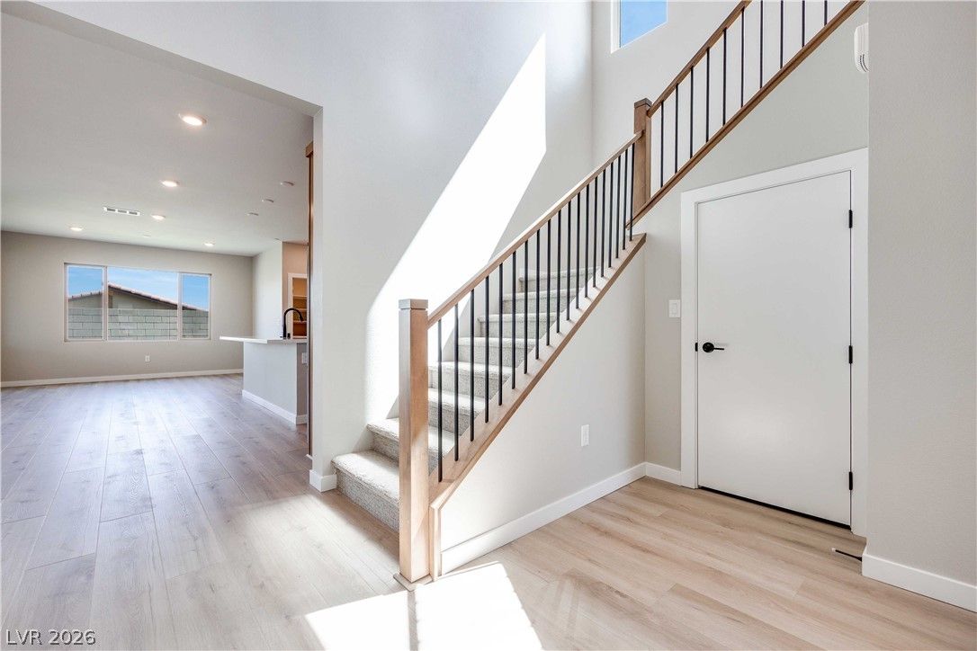 10072 Juniper Valley Street — photo 2