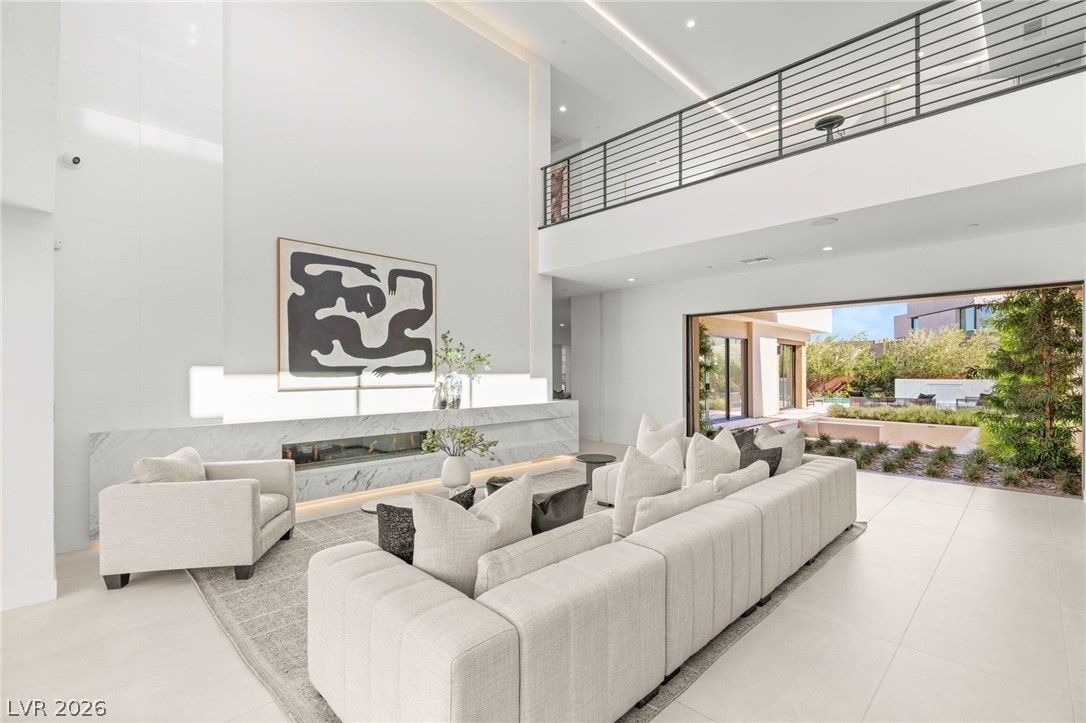 7385 Heron Canyon Court — photo 4