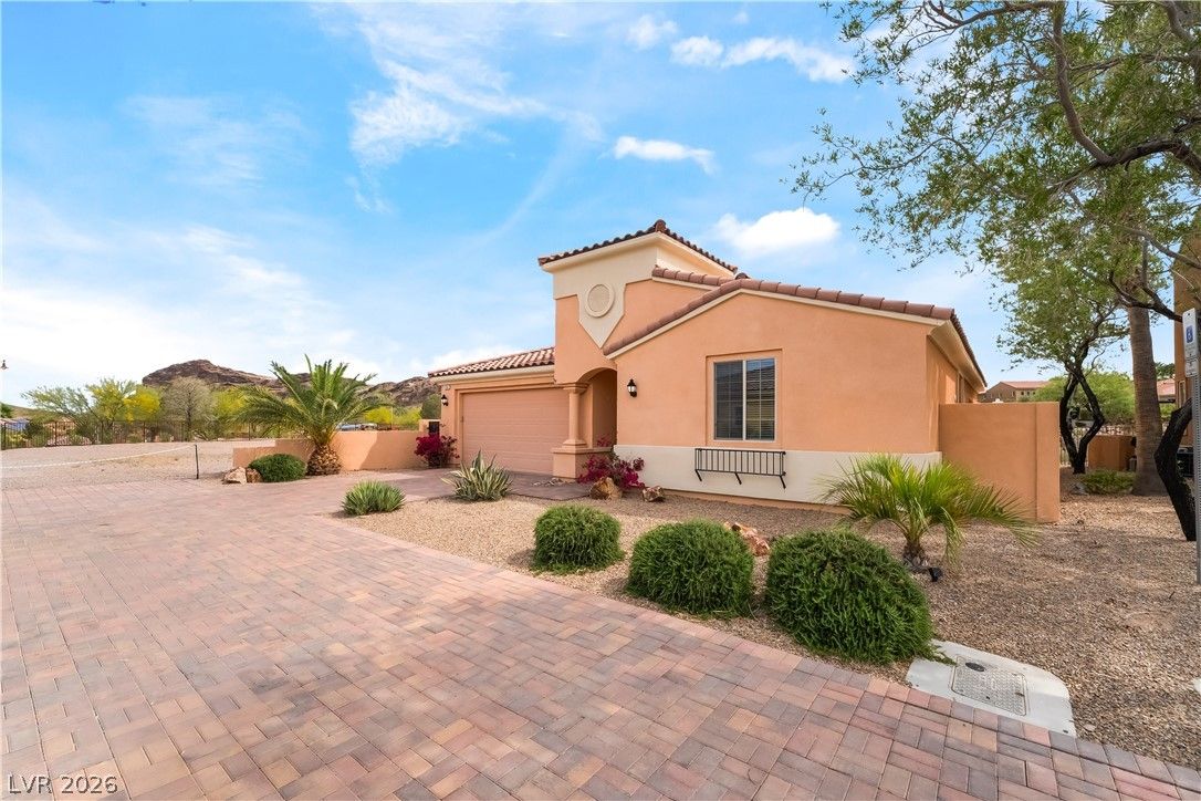 1286 Calcione Drive — photo 3