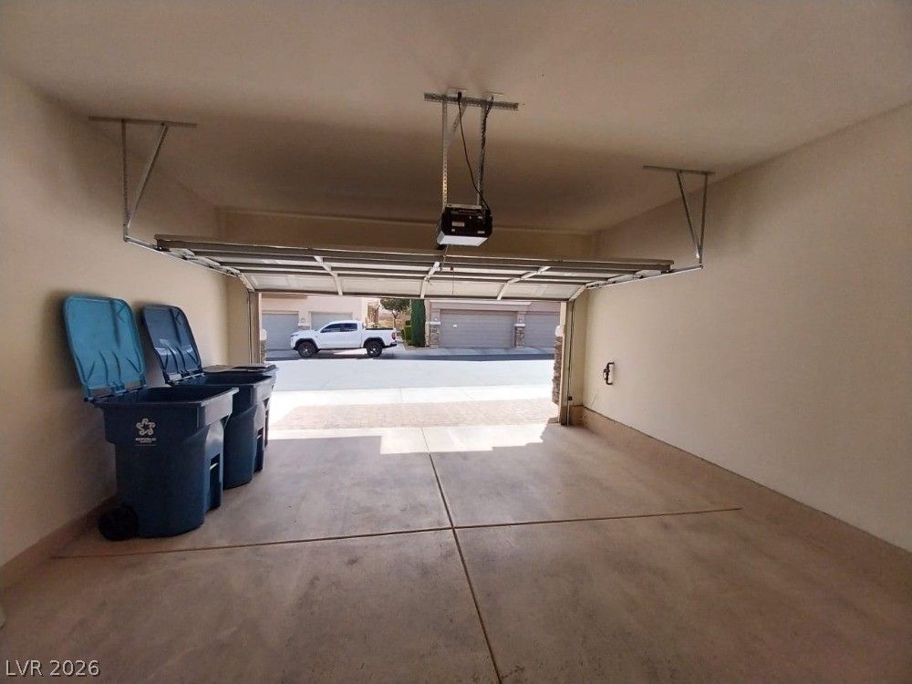 8664 Traveling Breeze Avenue 102 — photo 5