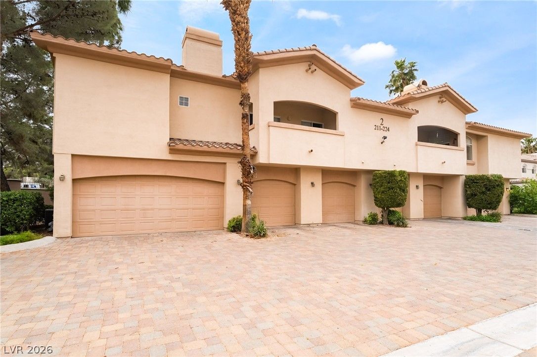 2050 West Warm Springs Road 224 — photo 4