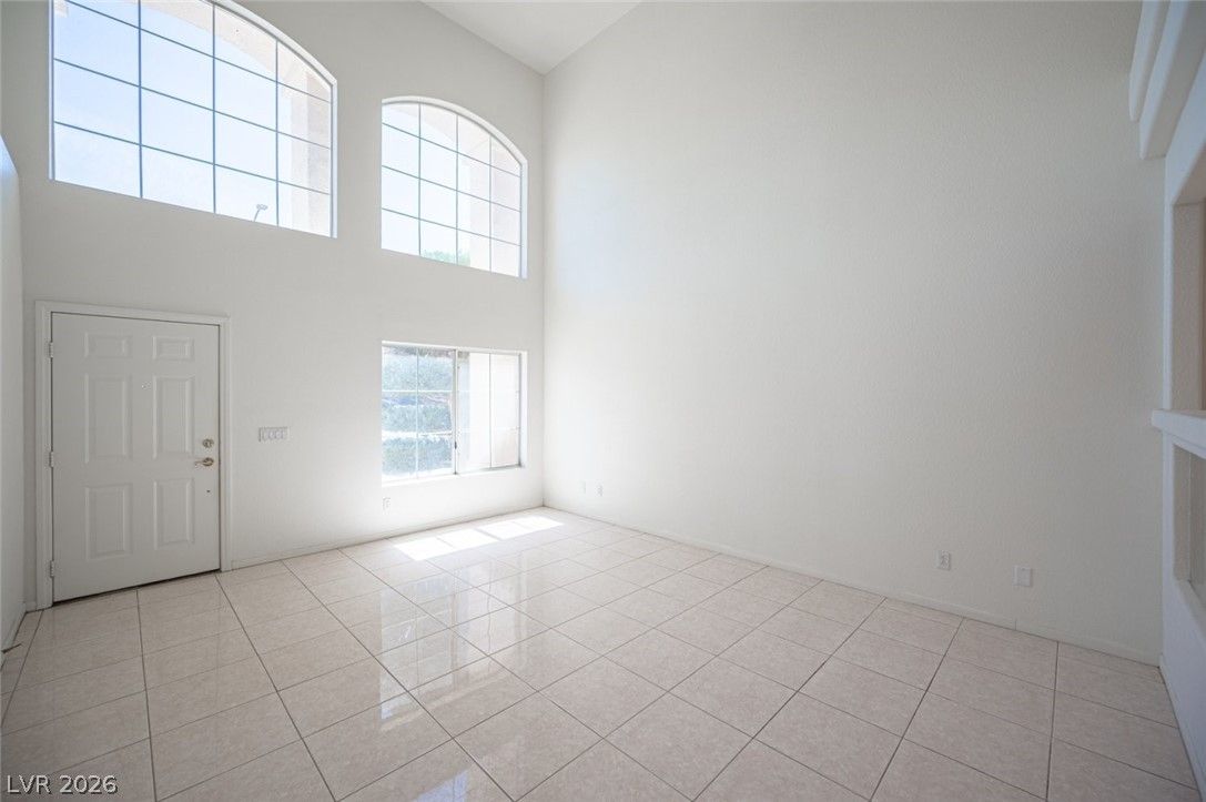 8512 Copper Ridge Avenue — photo 4