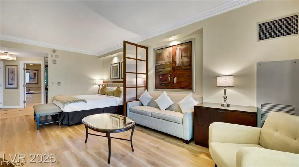 135 East HARMON Avenue 904 — photo 4