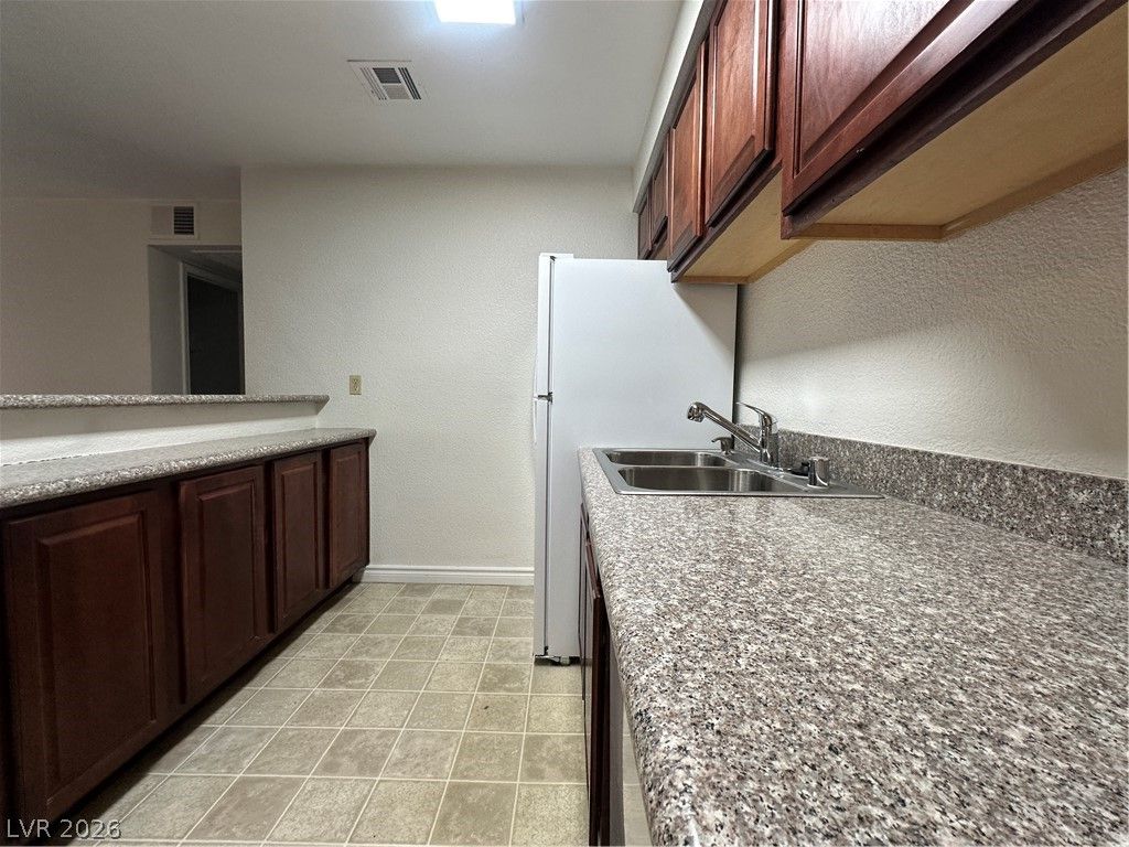 4320 Sandy River Drive 96 — photo 5