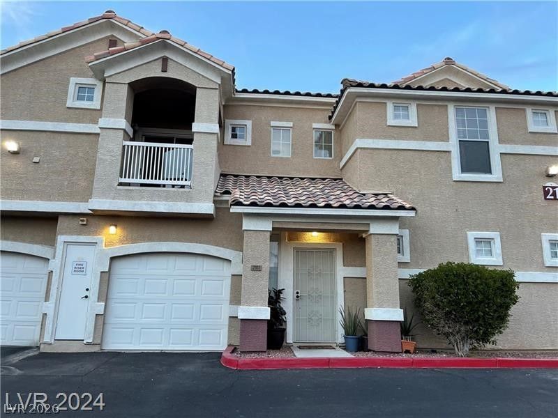 5855 Valley Drive 2101 — photo 2