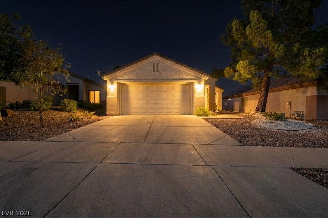 2154 High Mesa Drive — photo 2 of 28