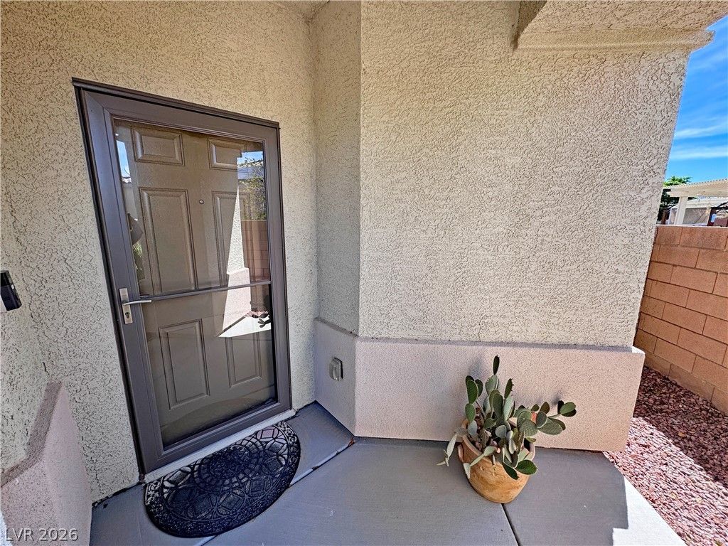 5165 East Lilia Avenue — photo 3