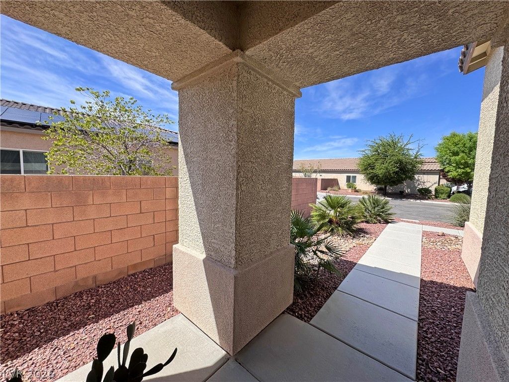 5165 East Lilia Avenue — photo 4